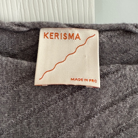 Boat neck, very soft, with batwing sleeves. Color - gray | Size: M/L - Picture 3 of 7